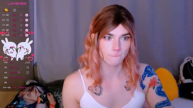 Snapshot of Alice_Hells chatting on March 3, 2025, 4:43 am Alice Hells online show from March 3, 2025, 4:43 am