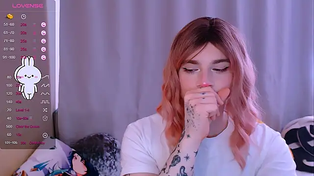 Snapshot of Alice_Hells chatting on March 16, 2025, 8:32 am Alice Hells online show from March 16, 2025, 8:32 am