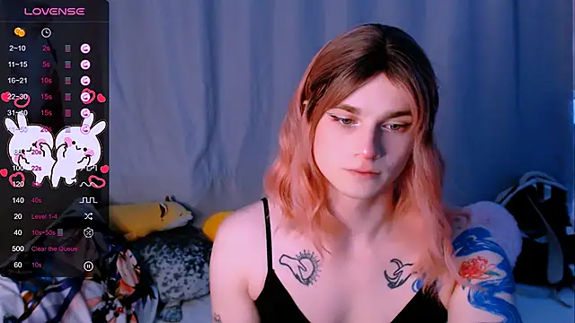 Snapshot of Alice_Hells chatting on September 25, 2025, 4:07 am Alice Hells online show from September 25, 2025, 4:07 am