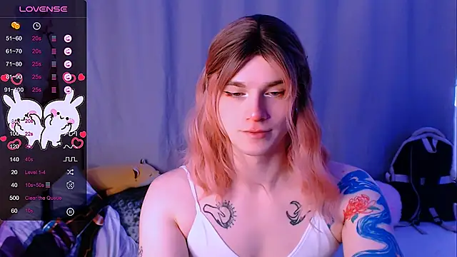 Snapshot of Alice_Hells chatting on November 20, 2025, 7:53 am Alice Hells online show from November 20, 2025, 7:53 am