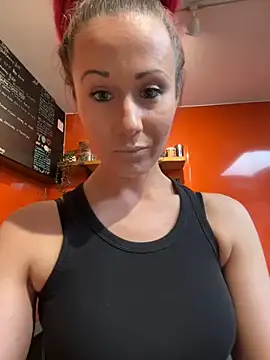 SweetSolez online show from March 20, 2025, 3:47 pm