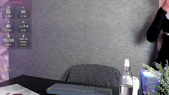 Snapshot of katia_bss chatting on May 13, 2026, 9:00 pm katia bss online show from May 13, 2026, 9:00 pm