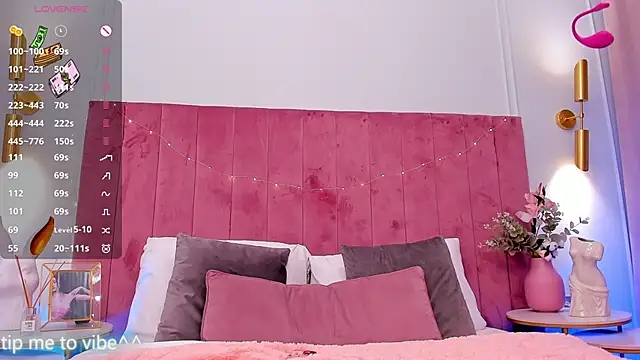 Mayzzie online show from March 19, 2025, 12:04 am