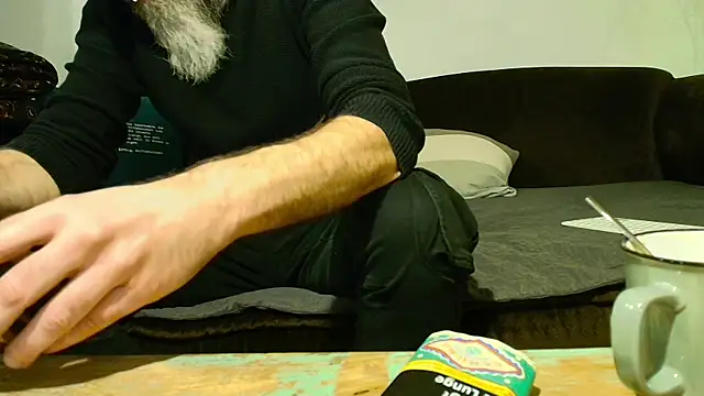 Snapshot of Kingsscepter chatting on November 25, 2025, 5:02 pm Kingsscepter online show from November 25, 2025, 5:02 pm