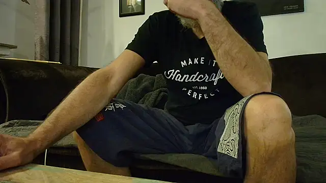 Snapshot of Kingsscepter chatting on September 9, 2025, 10:19 pm Kingsscepter online show from September 9, 2025, 10:19 pm