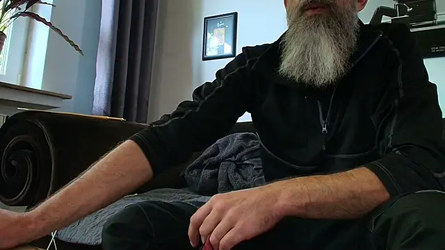 Snapshot of Kingsscepter chatting on September 11, 2025, 11:10 am Kingsscepter online show from September 11, 2025, 11:10 am