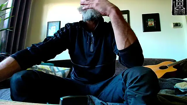 Snapshot of Kingsscepter chatting on March 4, 2025, 3:37 pm Kingsscepter online show from March 4, 2025, 3:37 pm