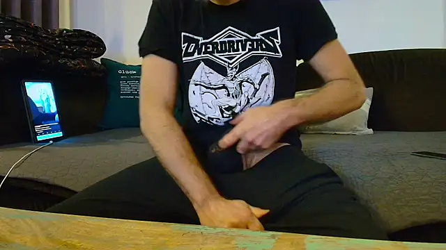 Snapshot of Kingsscepter chatting on November 24, 2025, 6:52 pm Kingsscepter online show from November 24, 2025, 6:52 pm