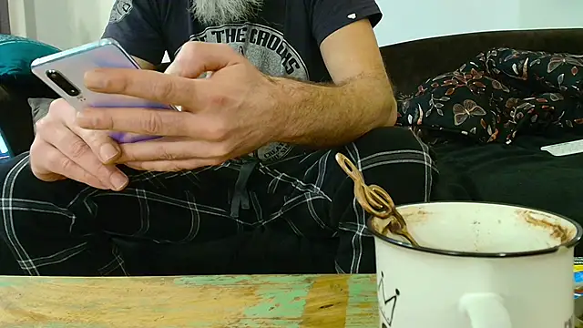 Snapshot of Kingsscepter chatting on November 22, 2025, 3:44 pm Kingsscepter online show from November 22, 2025, 3:44 pm