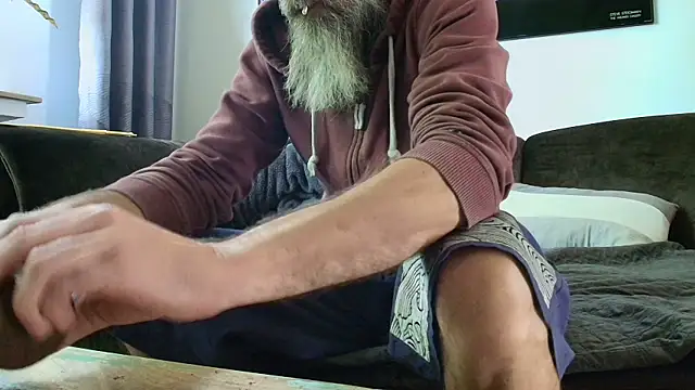 Snapshot of Kingsscepter chatting on September 10, 2025, 11:09 am Kingsscepter online show from September 10, 2025, 11:09 am