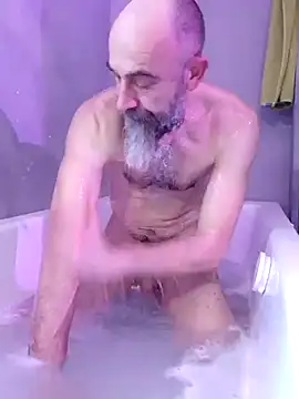 Snapshot of Kingsscepter chatting on February 26, 2025, 11:54 am Kingsscepter online show from February 26, 2025, 11:54 am