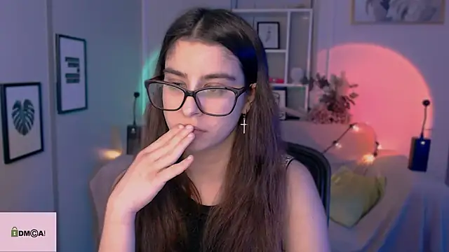 leyla baby online show from January 5, 2025, 11:44 pm