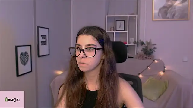 leyla baby online show from January 5, 2025, 8:42 pm