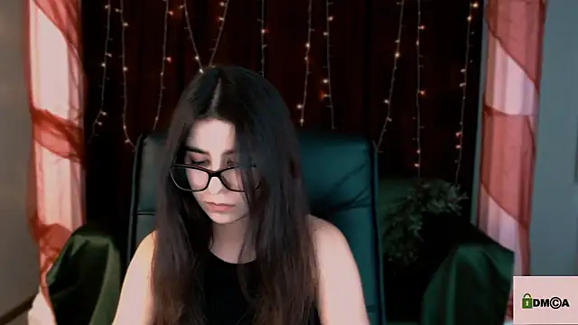 leyla baby online show from December 12, 2024, 1:32 am