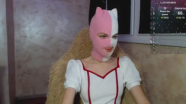 Domiiiniiicana online show from October 10, 2025, 5:36 pm