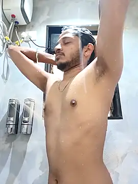 skinnyyyyyyyyy online show from February 11, 2026, 5:29 am