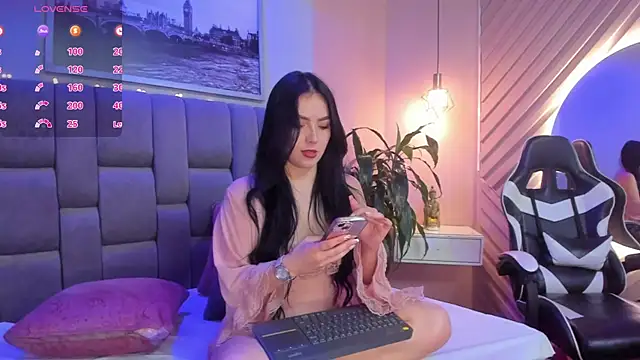 mia greeco online show from December 19, 2024, 1:40 pm