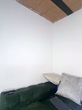 Karolgood3 online show from September 20, 2025, 4:28 am