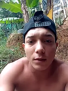 tayson  online show from March 6, 2025, 2:40 pm