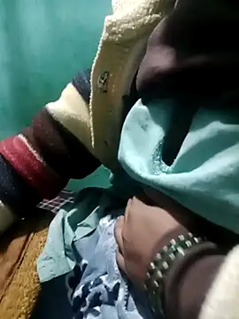 Surajpuja79 online show from January 12, 2026, 1:40 pm