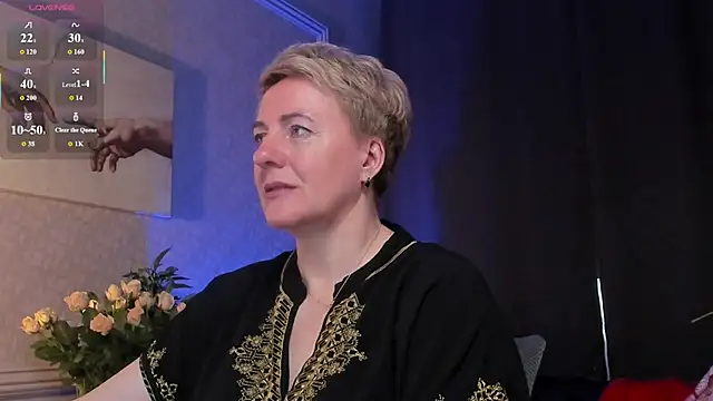 Snapshot of Nika_Smit chatting on May 30, 2026, 5:14 am Nika Smit online show from May 30, 2026, 5:14 am