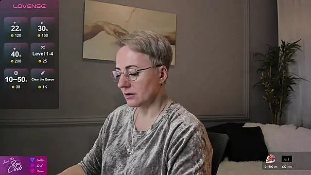 Nika Smit online show from February 16, 2025, 5:37 am