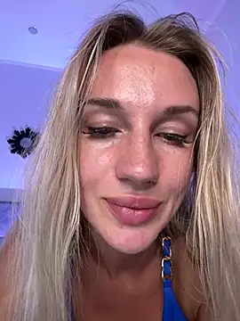 Snapshot of Megan_Kira chatting on July 28, 2026, 6:20 pm Megan Kira online show from July 28, 2026, 6:20 pm