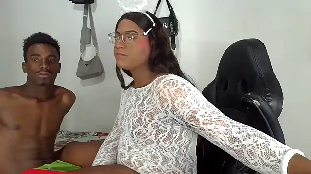 bigcrisblack online show from October 2, 2025, 2:48 am