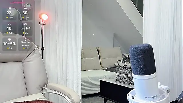 yoyo520- online show from February 22, 2025, 10:20 pm