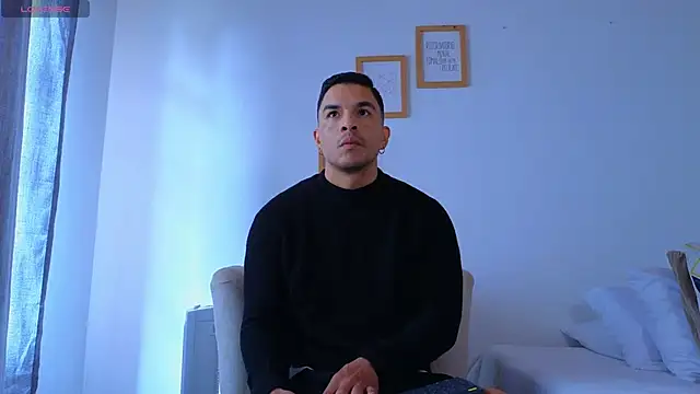 estebandelouis online show from February 23, 2026, 1:23 pm