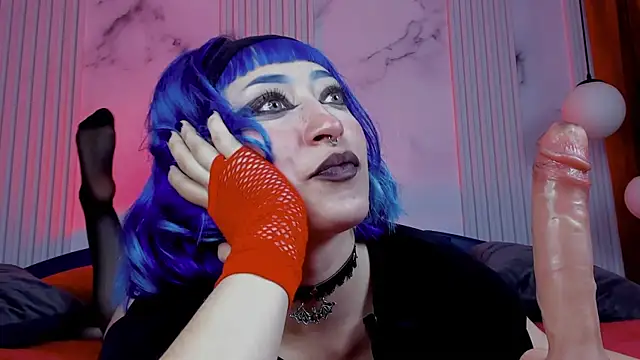 Blue berry1 online show from December 5, 2024, 7:00 pm