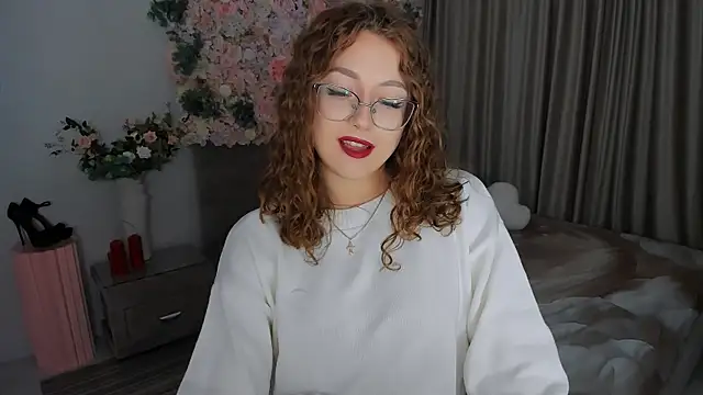 SereneFlame online show from September 13, 2025, 4:07 pm