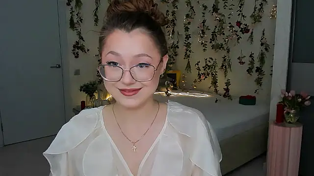 SereneFlame online show from March 23, 2026, 4:07 pm