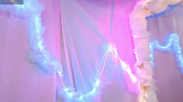 Snapshot of AlisiaSpinnet_ chatting on October 3, 2025, 6:20 pm AlisiaSpinnet online show from October 3, 2025, 6:20 pm