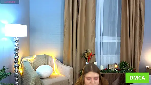 Snapshot of AlisiaSpinnet_ chatting on January 13, 2026, 4:00 pm AlisiaSpinnet online show from January 13, 2026, 4:00 pm