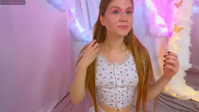 Snapshot of AlisiaSpinnet_ chatting on September 9, 2025, 10:14 am AlisiaSpinnet online show from September 9, 2025, 10:14 am