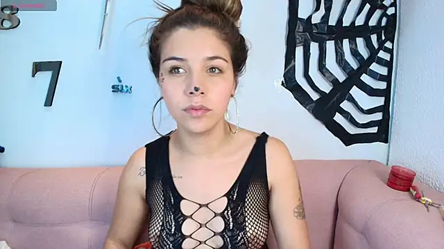 1Sloppy Fox4 online show from October 26, 2025, 4:46 am