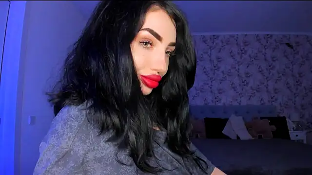 NancyLovee  online show from June 4, 2026, 7:51 pm