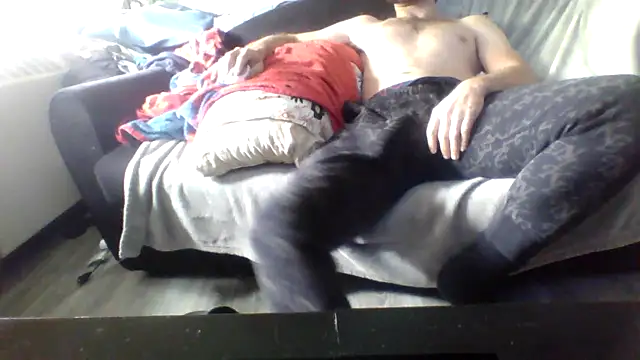 maccdaddy87 online show from September 18, 2025, 4:43 pm