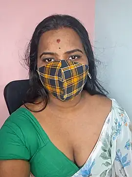 anitha906 online show from November 7, 2025, 4:44 pm