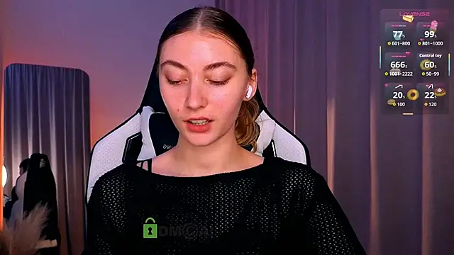 lady curls online show from November 23, 2025, 10:09 pm