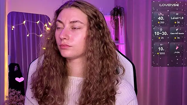 lady curls online show from March 22, 2025, 2:16 am