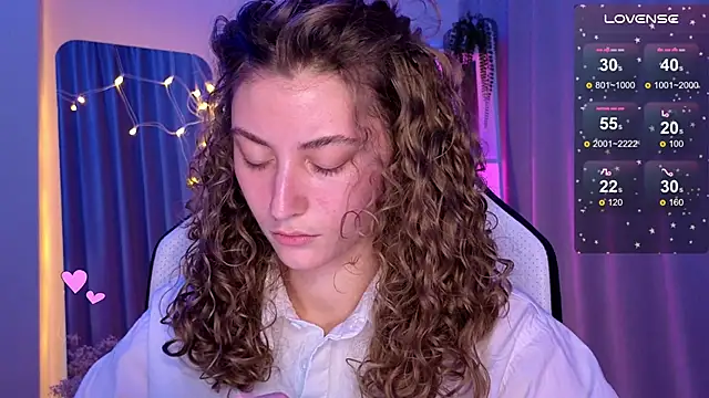 lady curls online show from March 16, 2025, 11:48 pm