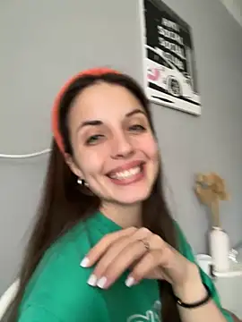 AmiLavs online show from January 17, 2025, 11:49 am