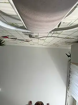 AmiLavs online show from December 31, 2024, 11:20 am