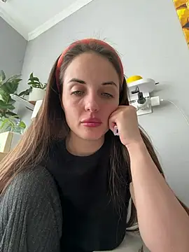 AmiLavs online show from April 8, 2026, 10:06 am