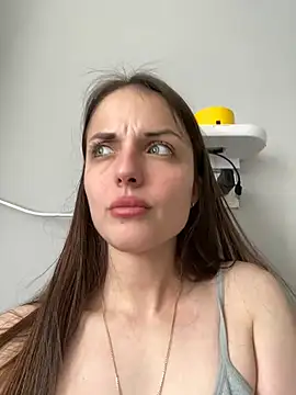 AmiLavs online show from March 9, 2025, 10:41 am