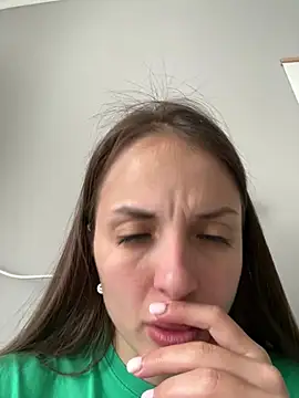 AmiLavs online show from March 17, 2025, 11:31 am