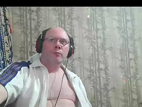 AgnichBan online show from December 3, 2025, 8:19 pm