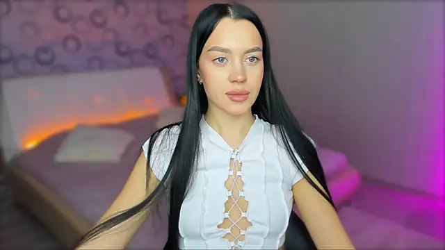 AlannaMiless online show from January 21, 2025, 6:12 pm